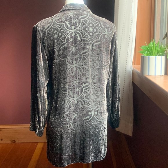 CHICO'S Black Silver Velvet Burnout Tunic S - Picture 2 of 5